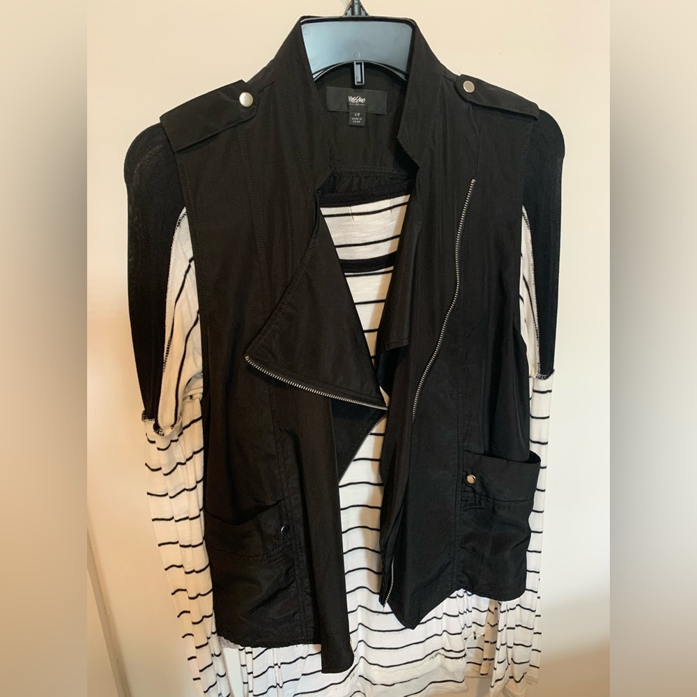 Black bomber vest